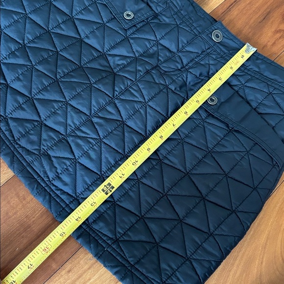 North Face quilted skirt - Picture 9 of 9
